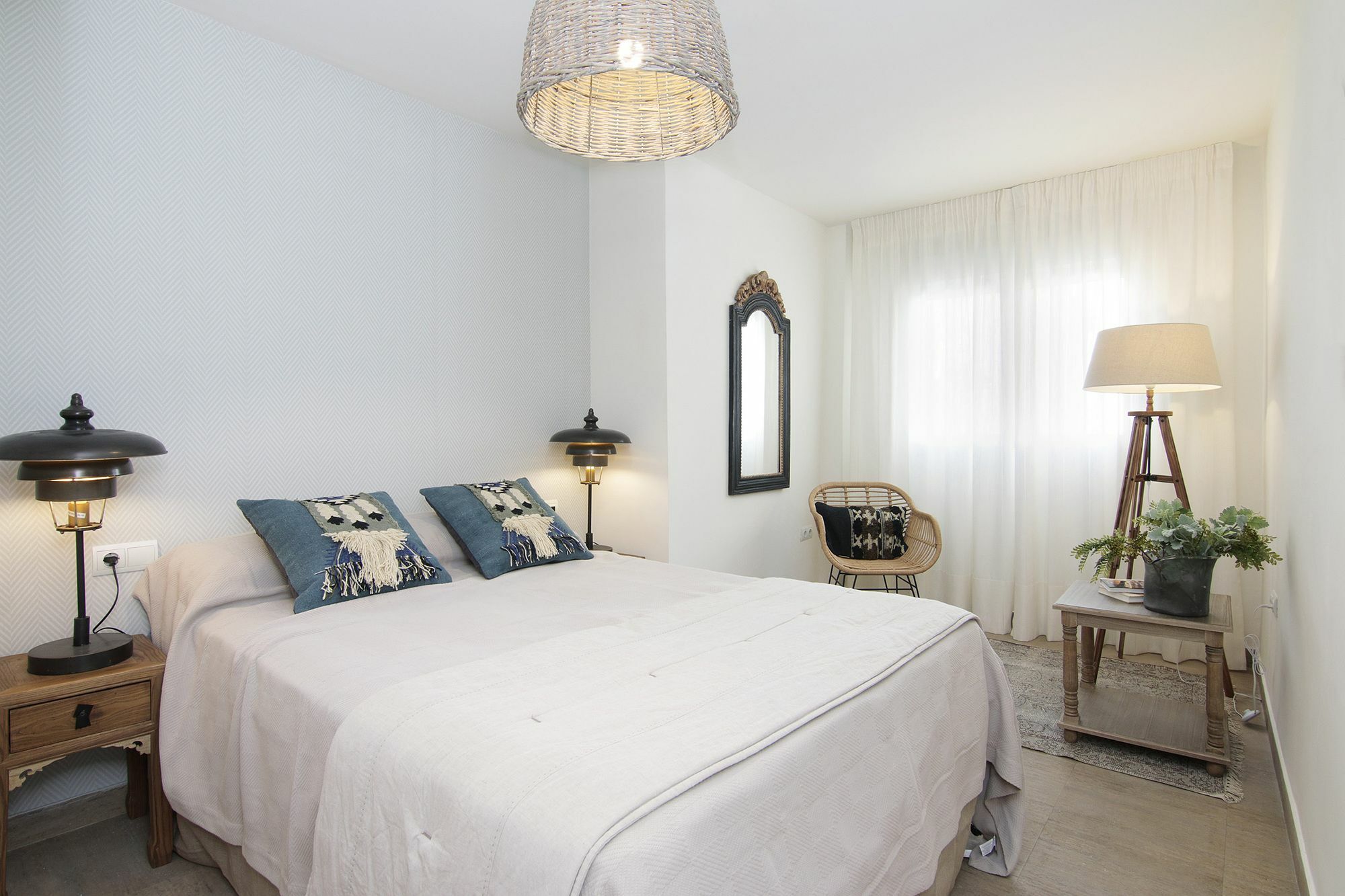 Chezmoihomes Cathedral Apartment 2Br غرناطة المظهر الخارجي الصورة