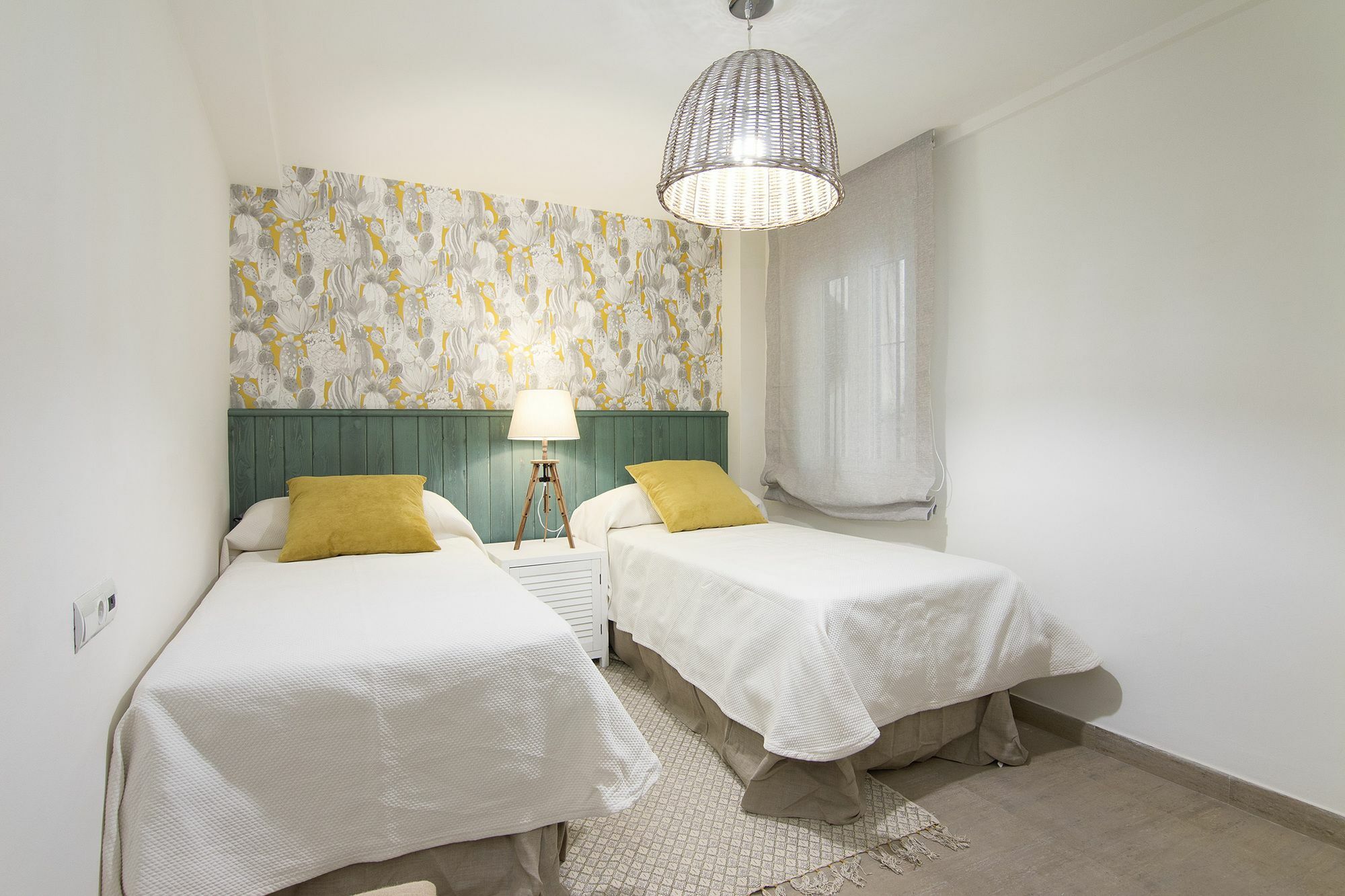 Chezmoihomes Cathedral Apartment 2Br غرناطة المظهر الخارجي الصورة