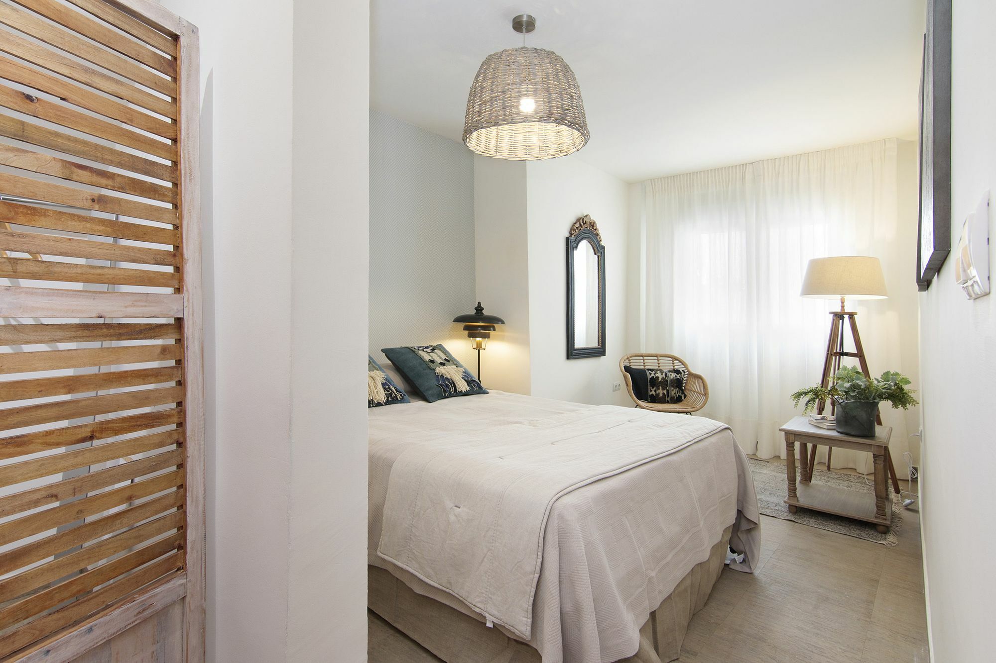 Chezmoihomes Cathedral Apartment 2Br غرناطة المظهر الخارجي الصورة